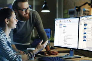 RTE Mitarbeiter analysiert akustische Prüfdaten in SonicTC